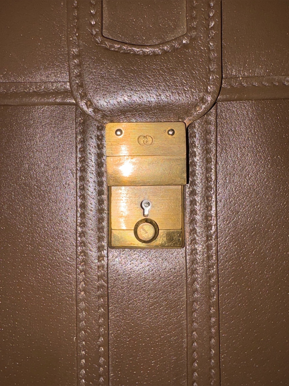 Gucci Brown Leather Briefcase Clutch with Gold Lock - Picture 2 of 9